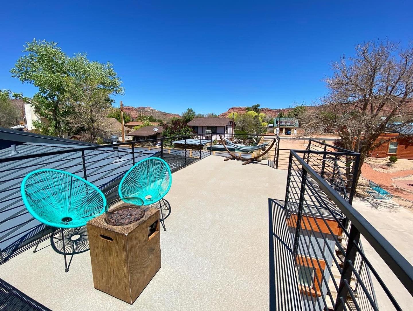 קנב Timber & Tin G 2Bed 2Bath W Pool & Rooftop Deck מראה חיצוני תמונה