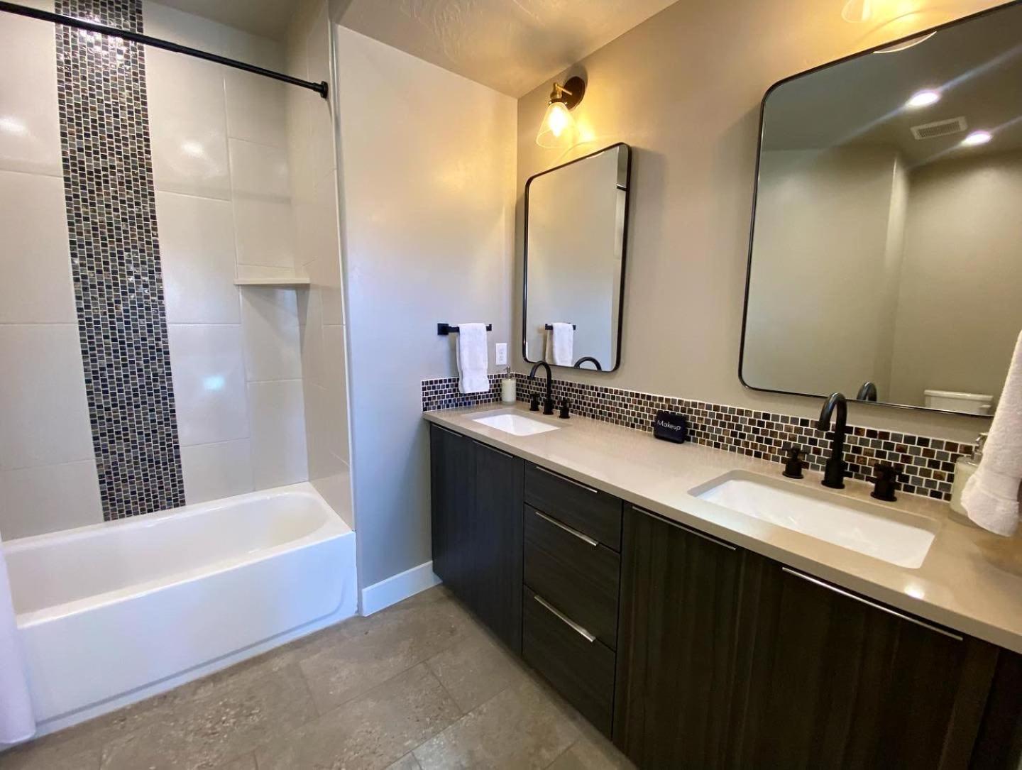 קנב Timber & Tin G 2Bed 2Bath W Pool & Rooftop Deck מראה חיצוני תמונה