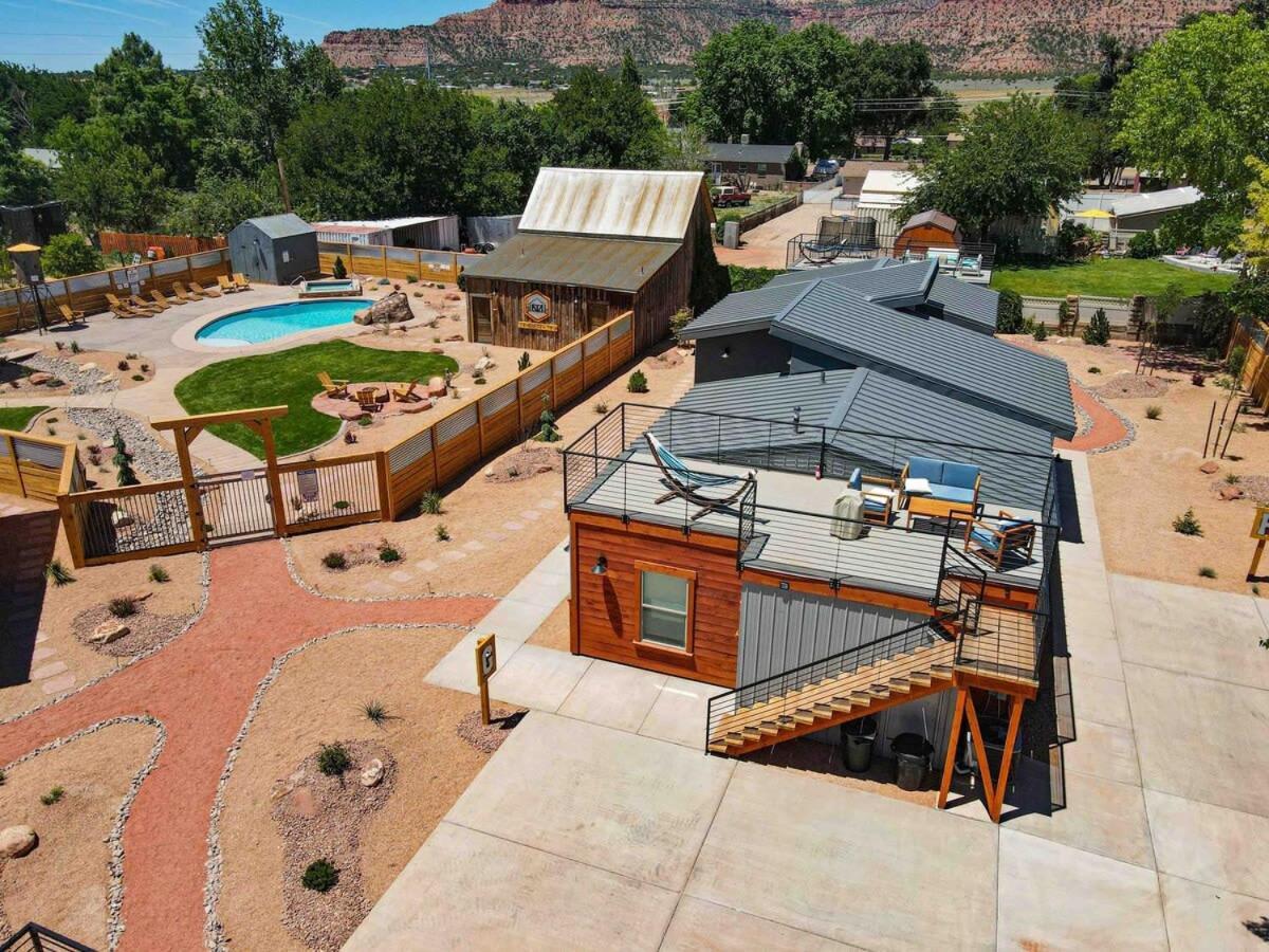 קנב Timber & Tin G 2Bed 2Bath W Pool & Rooftop Deck מראה חיצוני תמונה